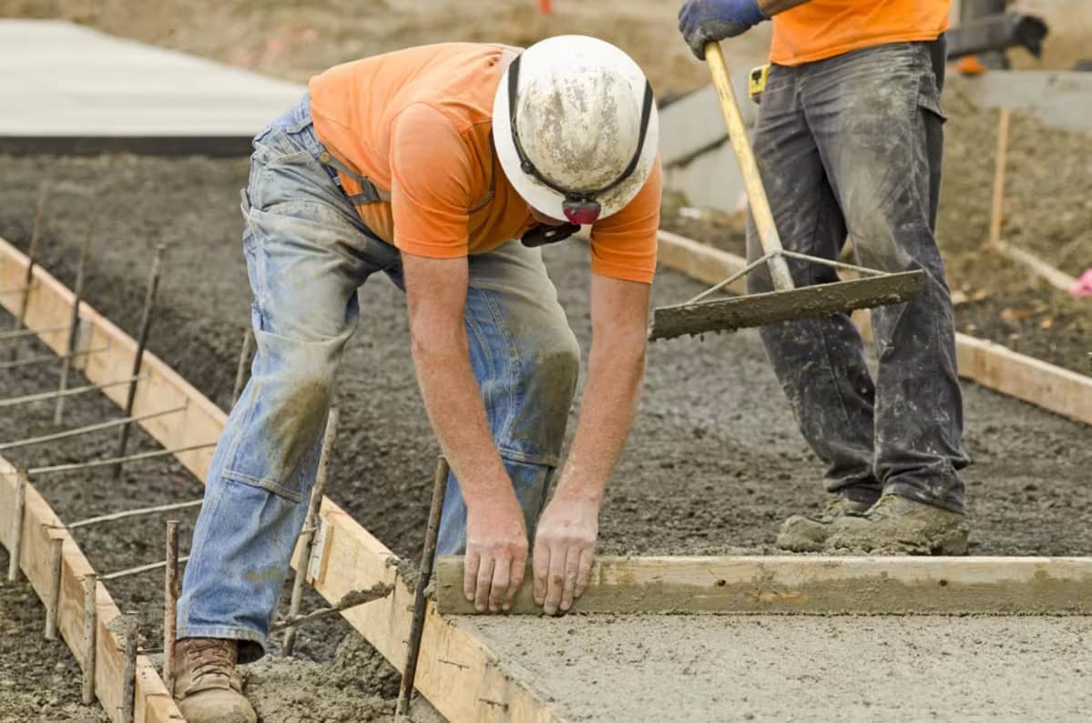 Repairing Versus Replacing Commercial Concrete Floors – What You Should Know