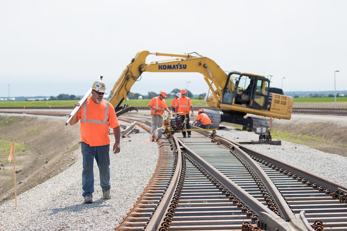 Trusted Railroad Contractors Near Me for Turnkey Rail Services