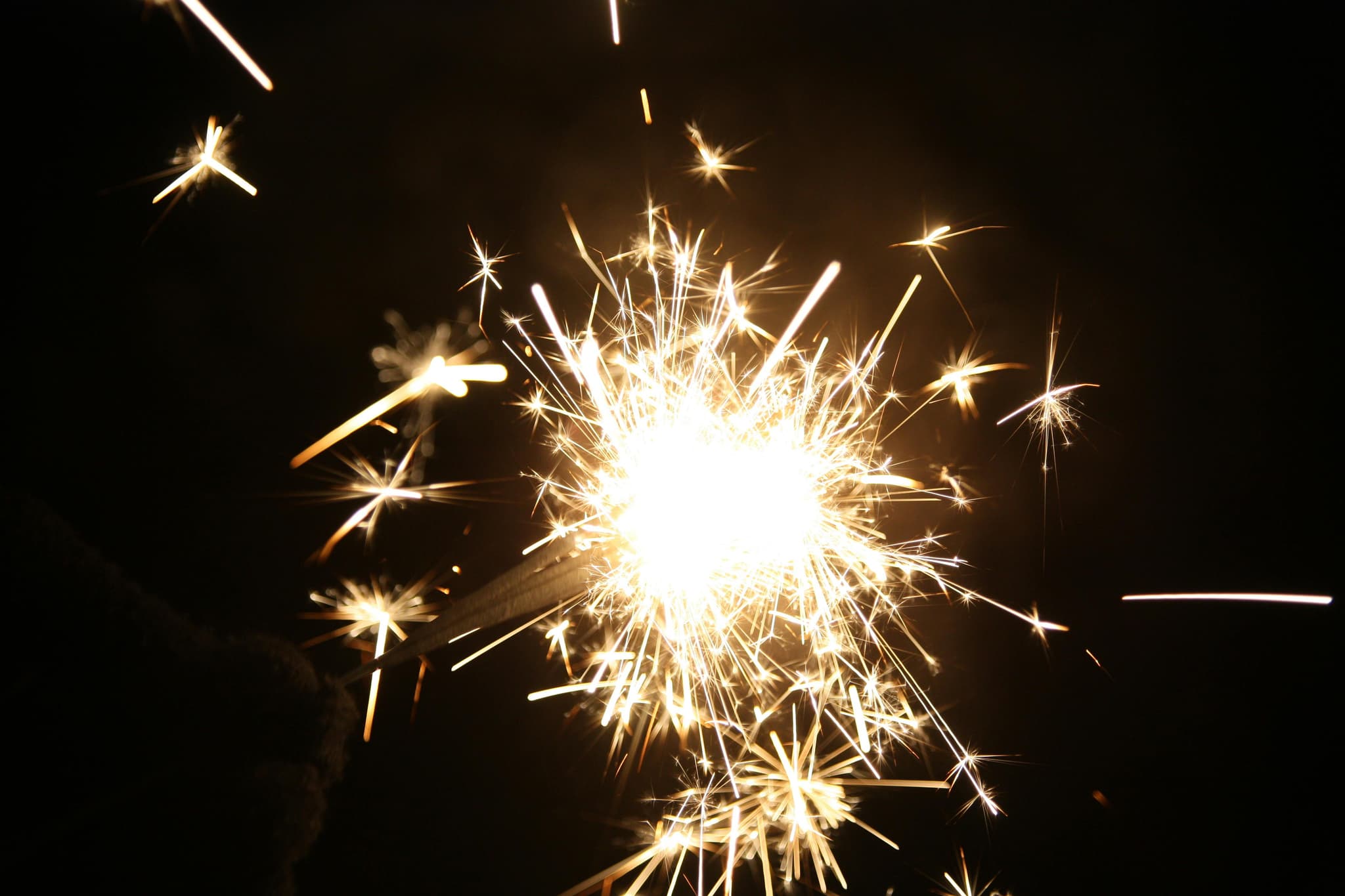 Fireworks Near Me – Safe and High-Quality Fireworks for Sale