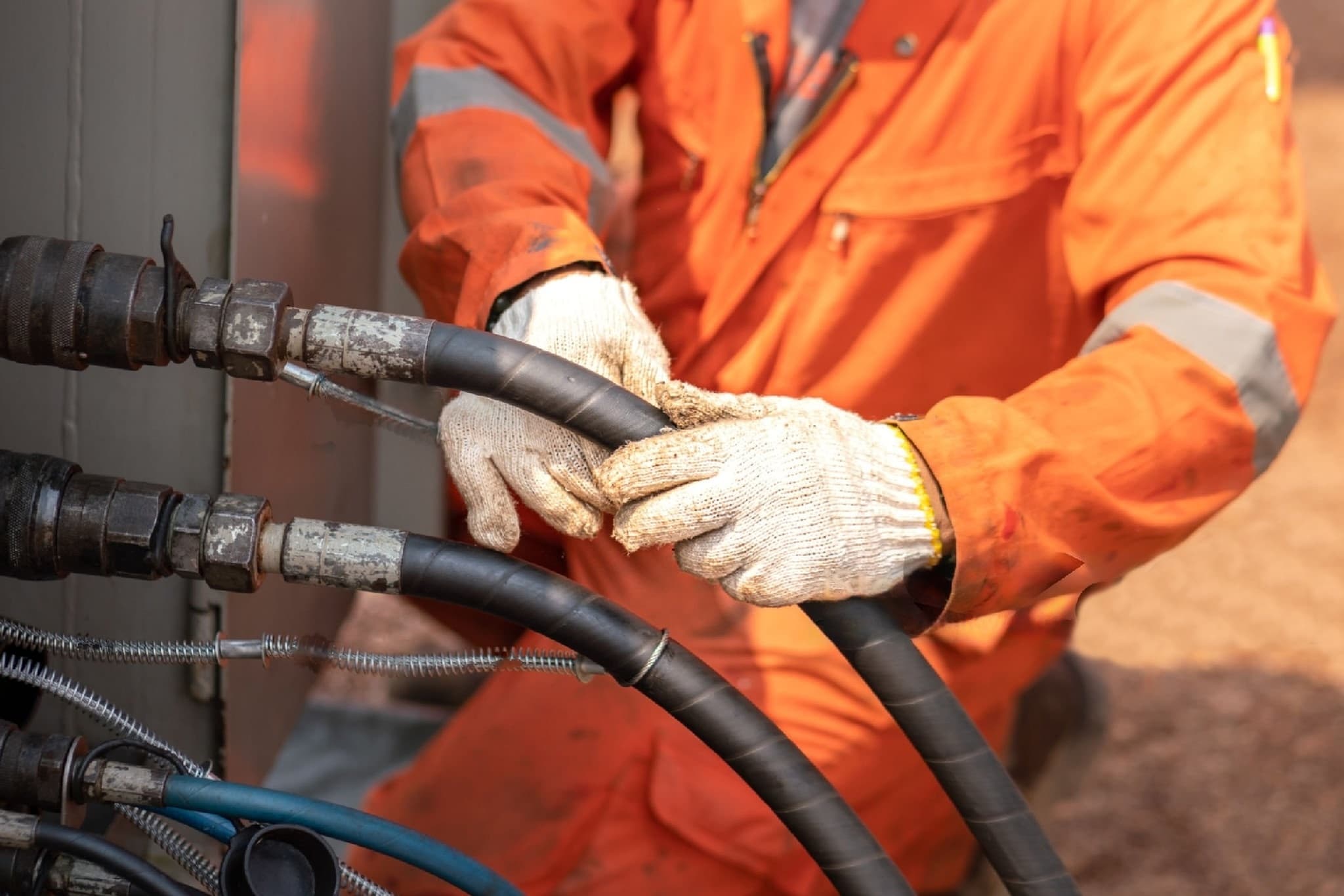 Hydraulic System Maintenance Services in Edmonton | RHK Hydraulic Cylinder Services Inc.
