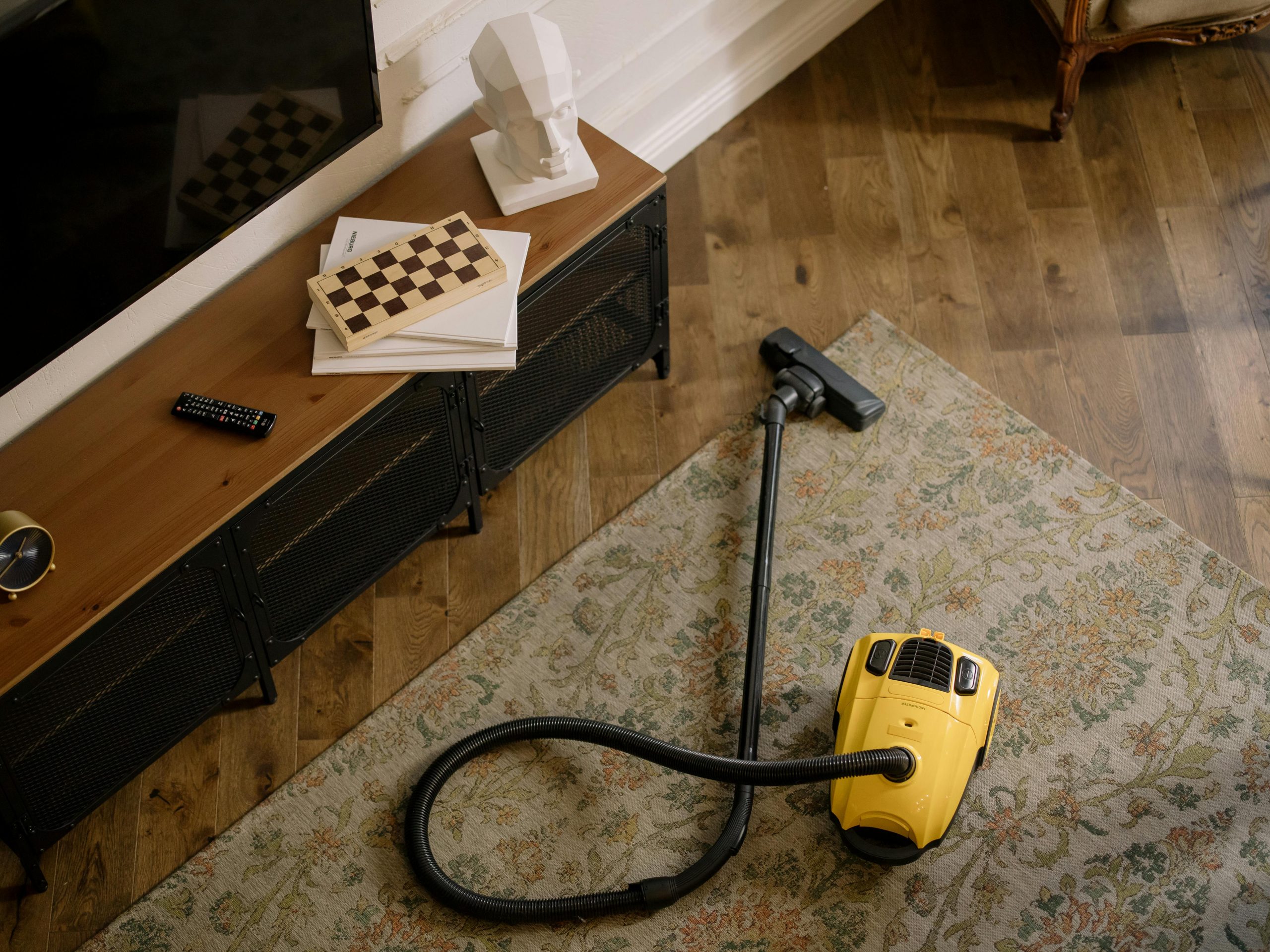 Quick & Efficient Carpet Cleaning Dubai Near You