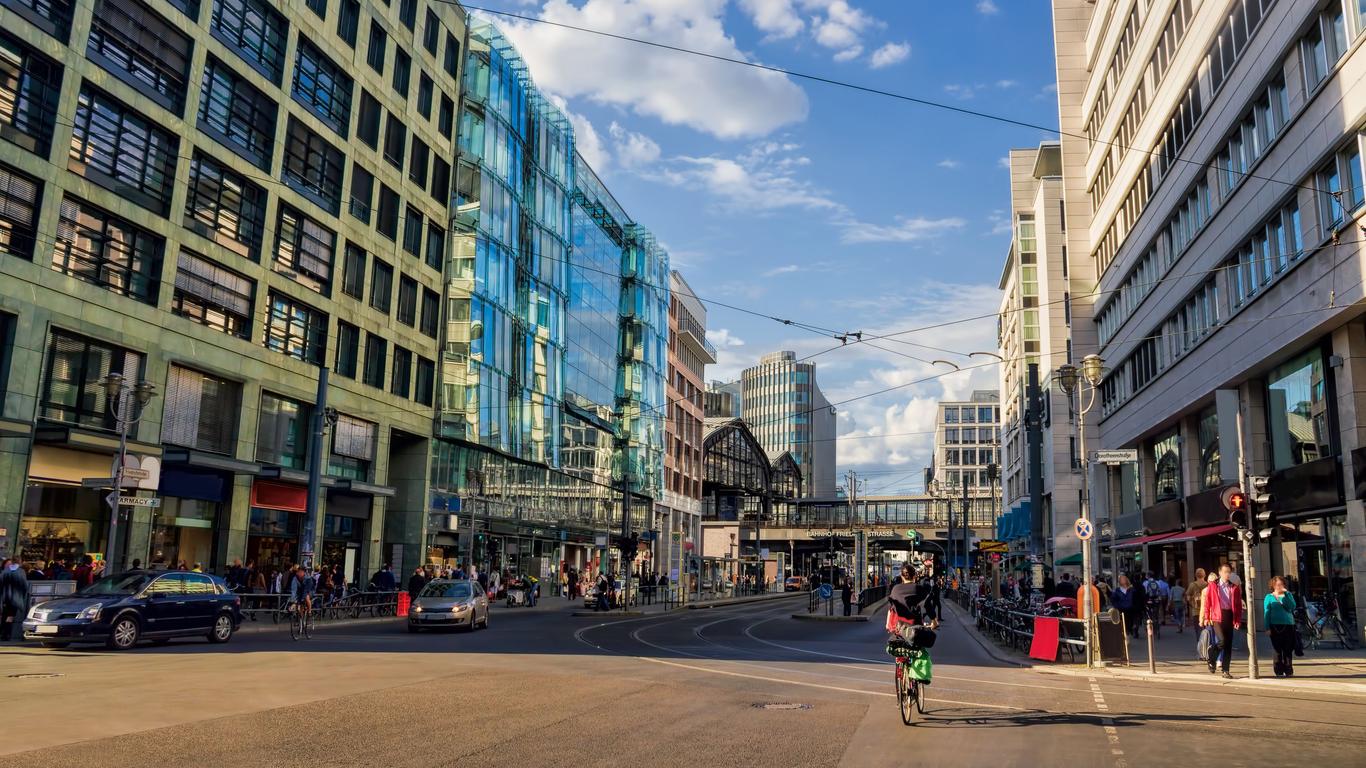 Berlin name Enthüllt: Der versteckte See unter 200 Gewässern und seinen grünen Inseln