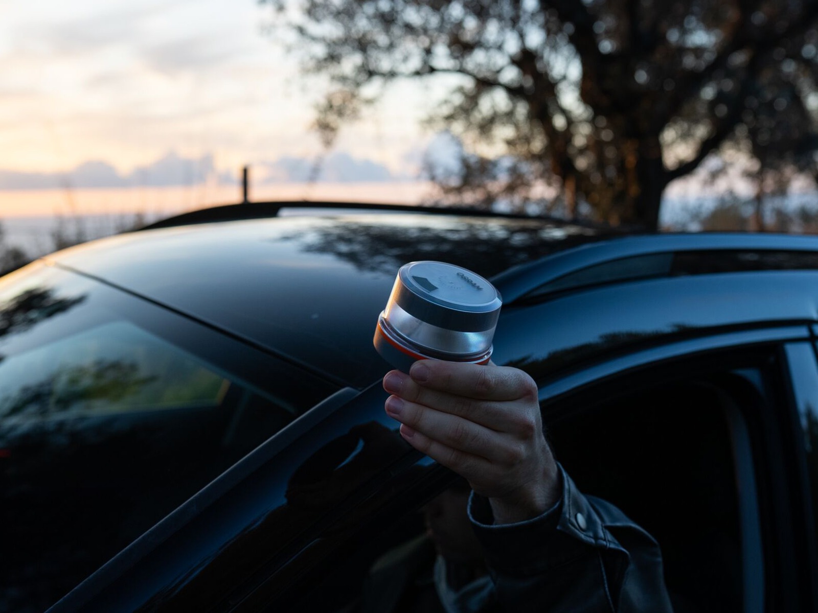 Die Bedeutung der Warnleuchte V16 für die Verkehrssicherheit