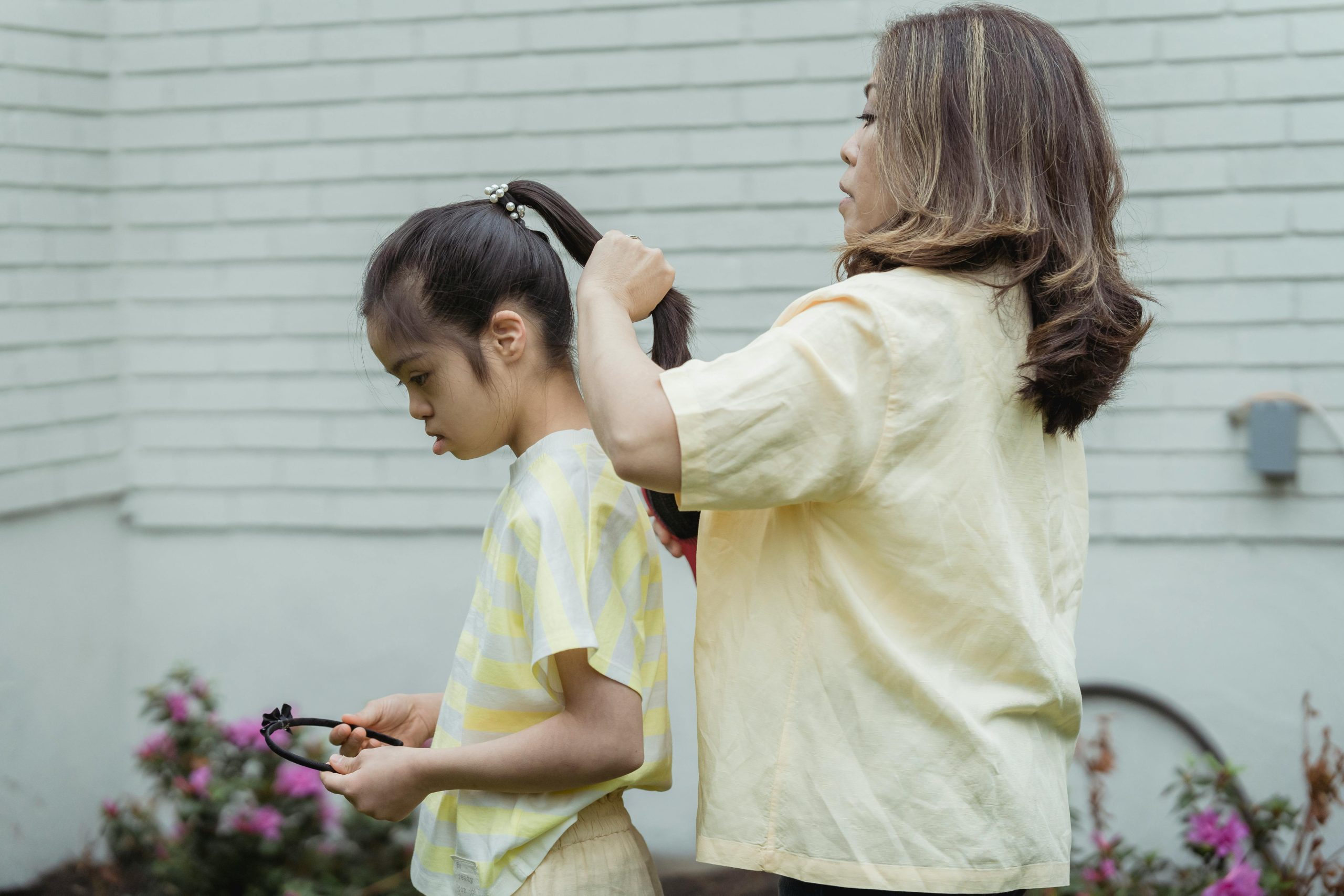 Easy Side Hustles for Single Parents That Fit Your Busy Schedule