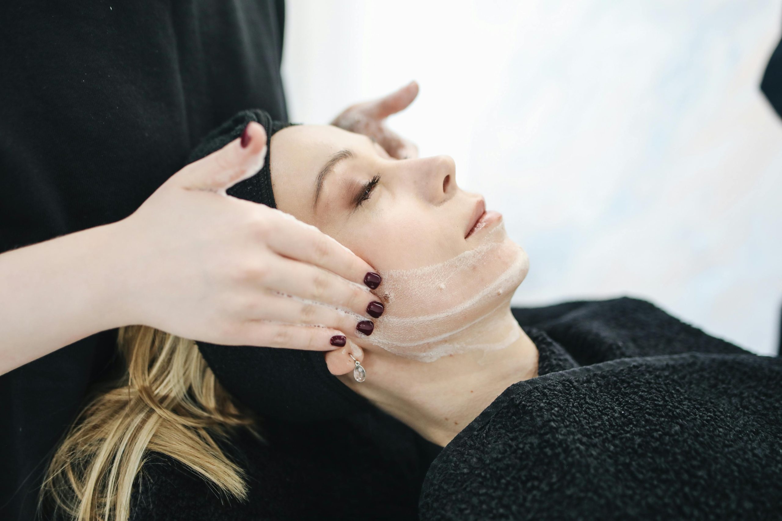 Facial Near Me – Personalized Treatments for Glowing, Healthy Skin